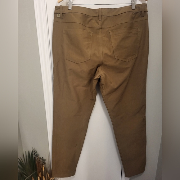 Lululemon ABC Classic Fit 5 Pocket Pant Size 38 Utilitech Artifact (Tan) (2023) - Picture 10 of 14
